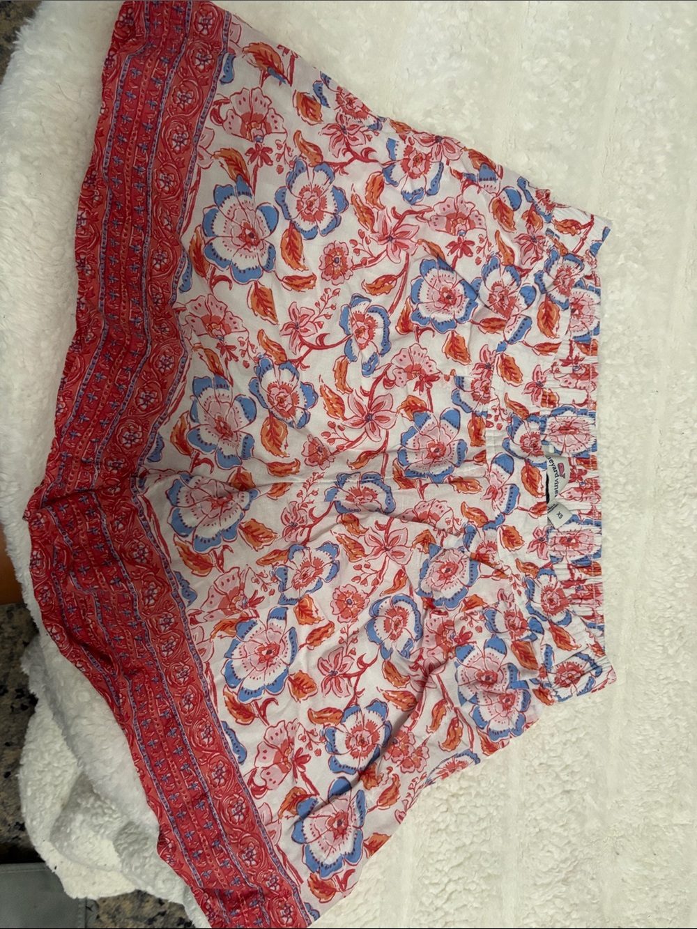 Vineyard Vines Floral Border-Trim Shorts in Red, Blue & White